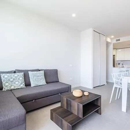 Apartment Beach 6-16 Poniente Beach *
